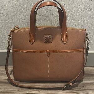 New Dooney & Bourke Pebble Grain Small Daniela Tan Satchel Gold Hardware Bag